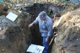 Conducting soil evaluation for septic system design